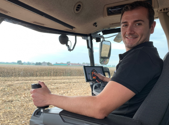 Danfoss and AGCO design first completely joystick-operated combine in Europe